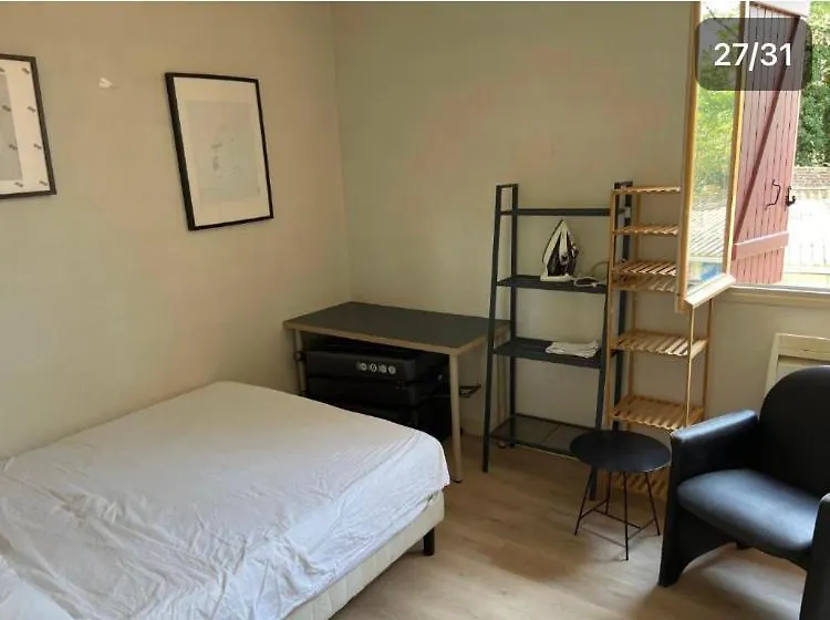 Lägenhet Pavillon 1 A 4 Personnes Chez L'Habitant Parfait Pour Une Famille Bagneux