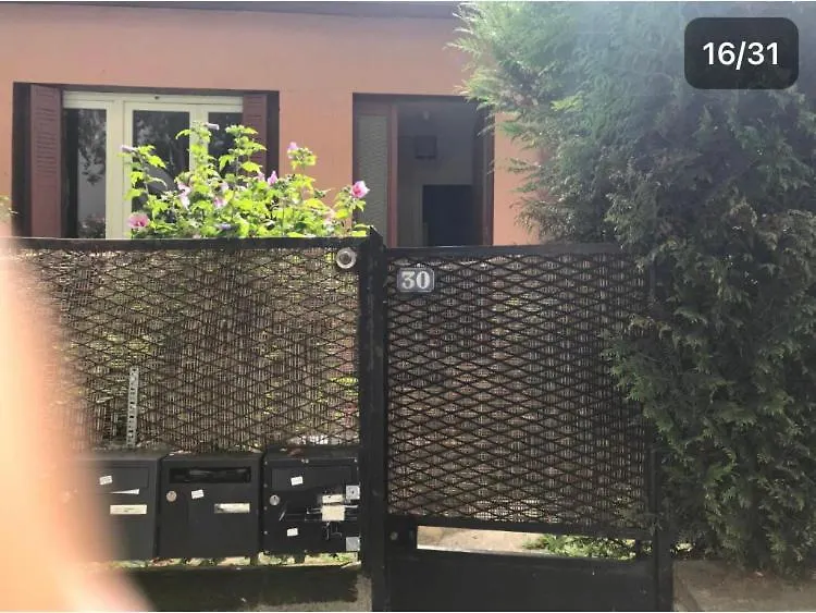 Pavillon 1 A 4 Personnes Chez L'Habitant Parfait Pour Une Famille Bagneux