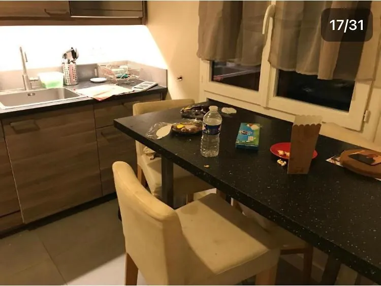 Pavillon 1 A 4 Personnes Chez L'Habitant Parfait Pour Une Famille Bagneux  0*, Bagneux (Hauts-de-Seine) France