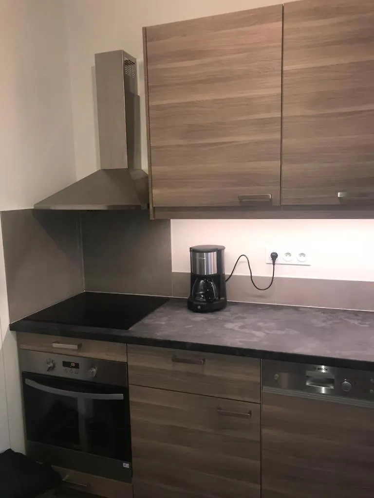 Pavillon 1 A 4 Personnes Chez L'Habitant Parfait Pour Une Famille Bagneux  0*, Bagneux (Hauts-de-Seine)
